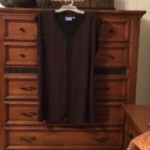 XL Women’s Chic Black and Pinkish Sleeveless Top by Simply Vera Vera Wang